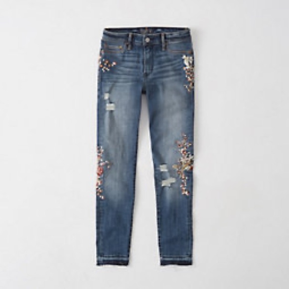 Abercrombie&Fitch Embroidered Low-Rise Ankle Jeans